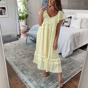 NWOT Vestique Maxi Dress